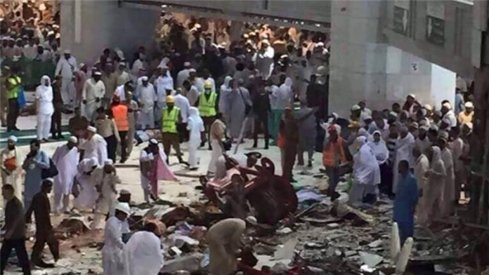 Crane Crash in Mecca