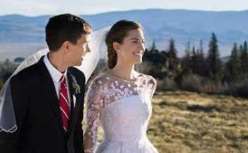 Allison Williams marries in oscar De La Renta